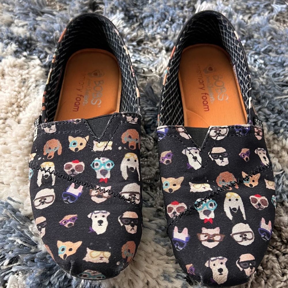 Bobs for dogs memory foam shoes by sketchers Womens 6.5